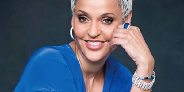 Rendez-vous avec la chanteuse de Fado Mariza á Arrabida Shopping