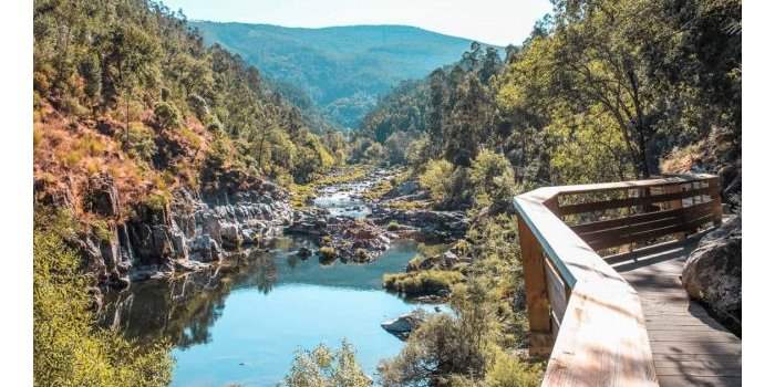 Randonnée aux "Passadiços do Paiva et le Pont "516 Arouca" en option 
